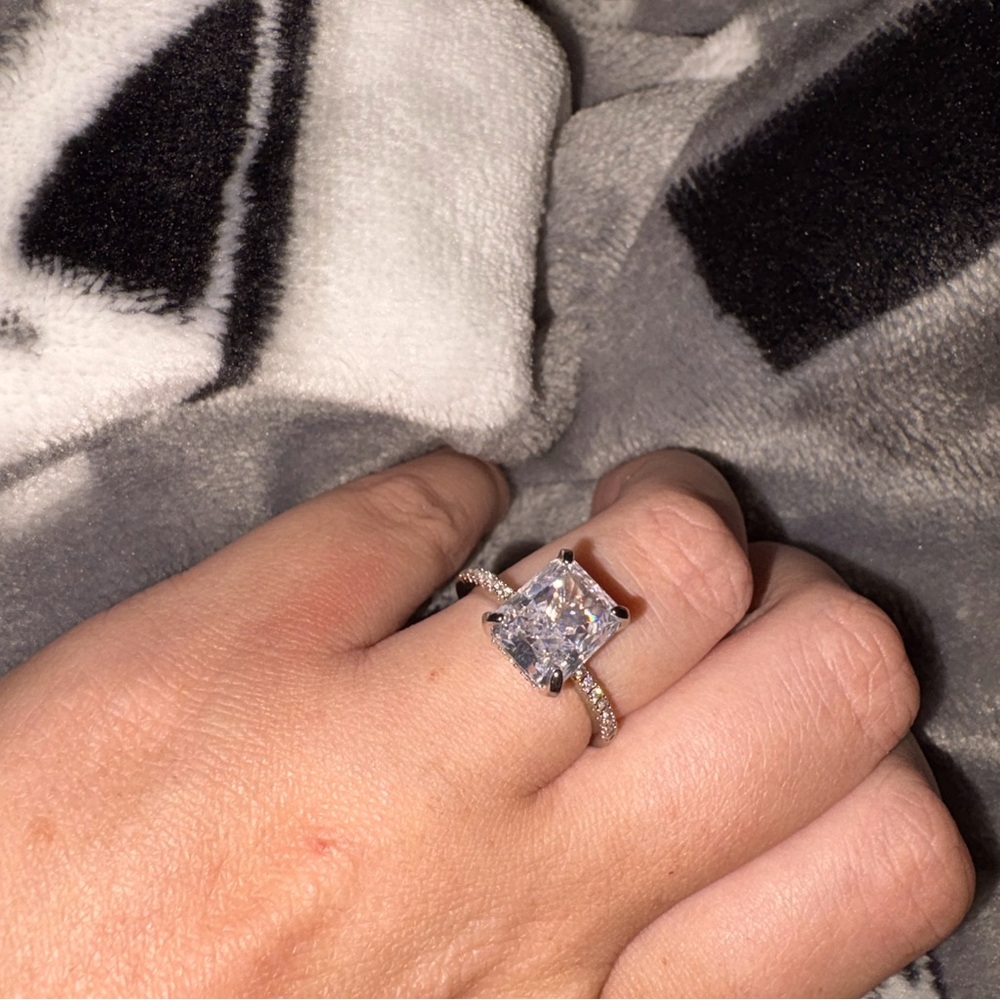 White Rhinestone Decor Ring